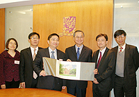 CUHK representatives welcome the delegation from Soochow University.